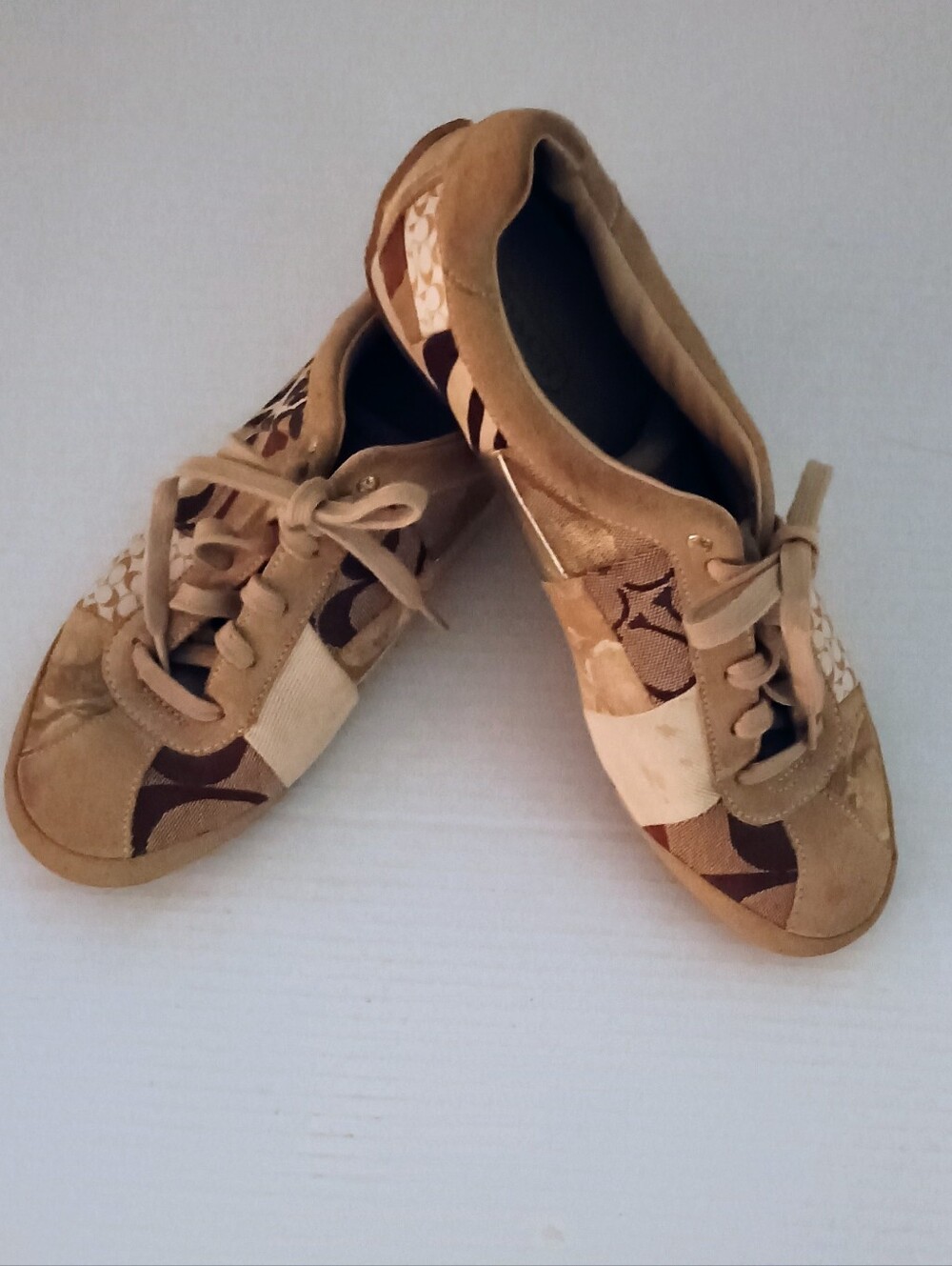 Coach Pamela Women's 9.5 Casual Patchwork Sneakers in Beige and Brown